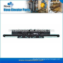 Center Opening Lift Landing Door Device / Elevator Supplier